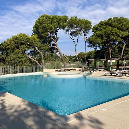 La Perle Du Golf -Magnifique Vue Clim Linge Golf Saumane 6P Piscine Tennis Exterior foto
