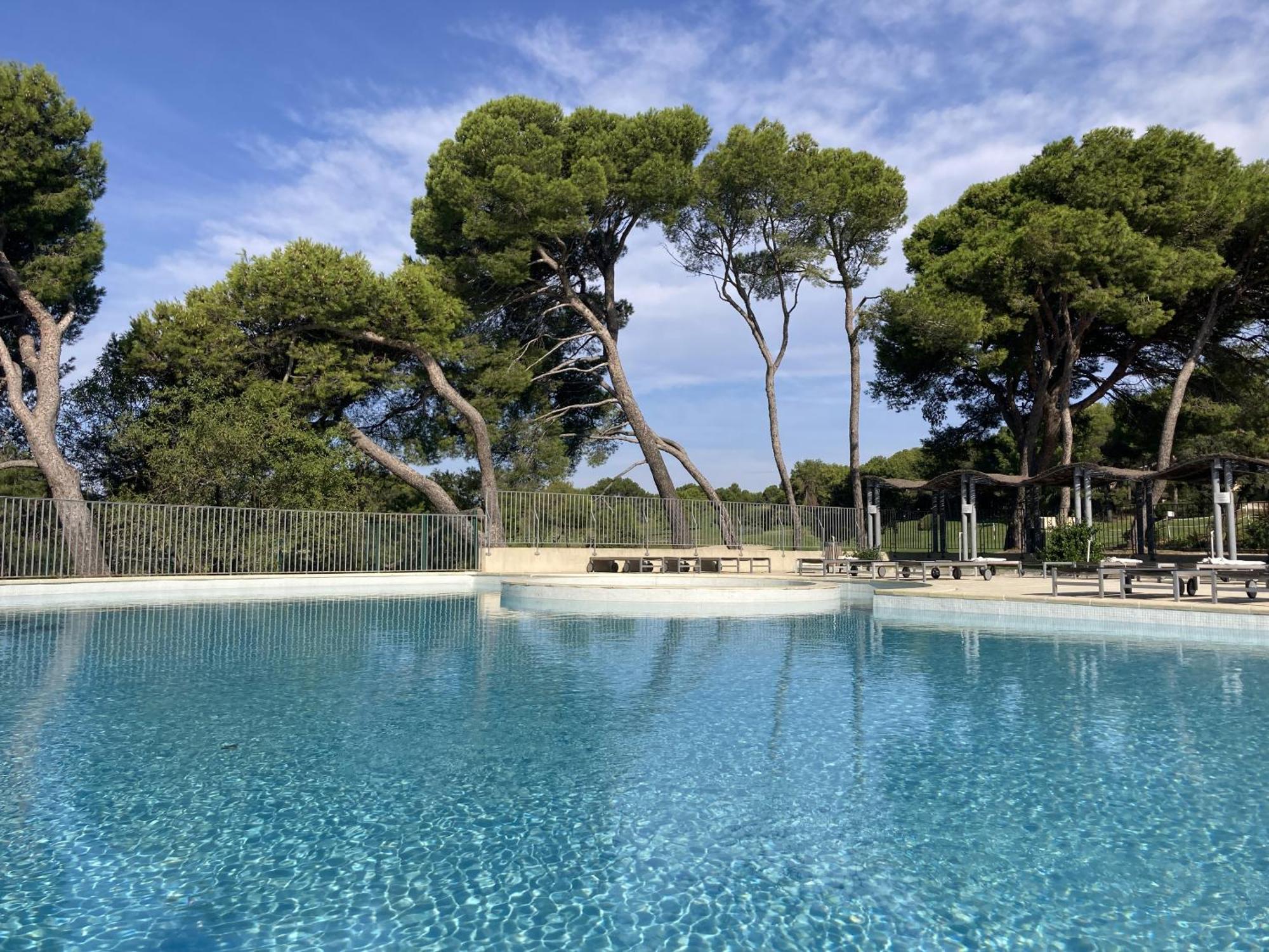La Perle Du Golf -Magnifique Vue Clim Linge Golf Saumane 6P Piscine Tennis Exterior foto